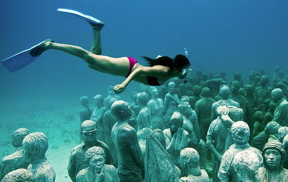 Scuba Diving in Mexico Cancun