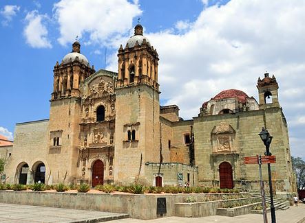 Templo de Santo Domingo de Guzmán - Oaxaca City travel guide